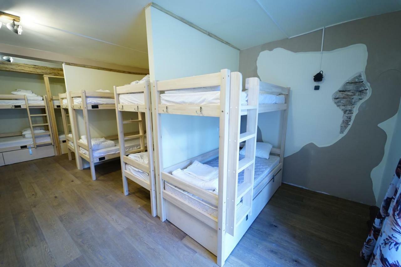 The Monks Bunk Hostel & Bar Tallinn Bagian luar foto