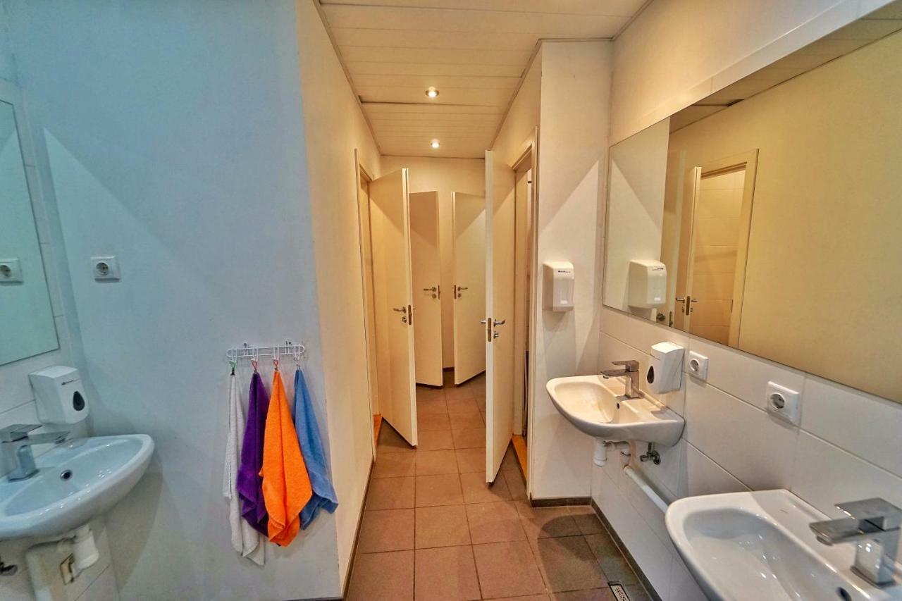 The Monks Bunk Hostel & Bar Tallinn Bagian luar foto