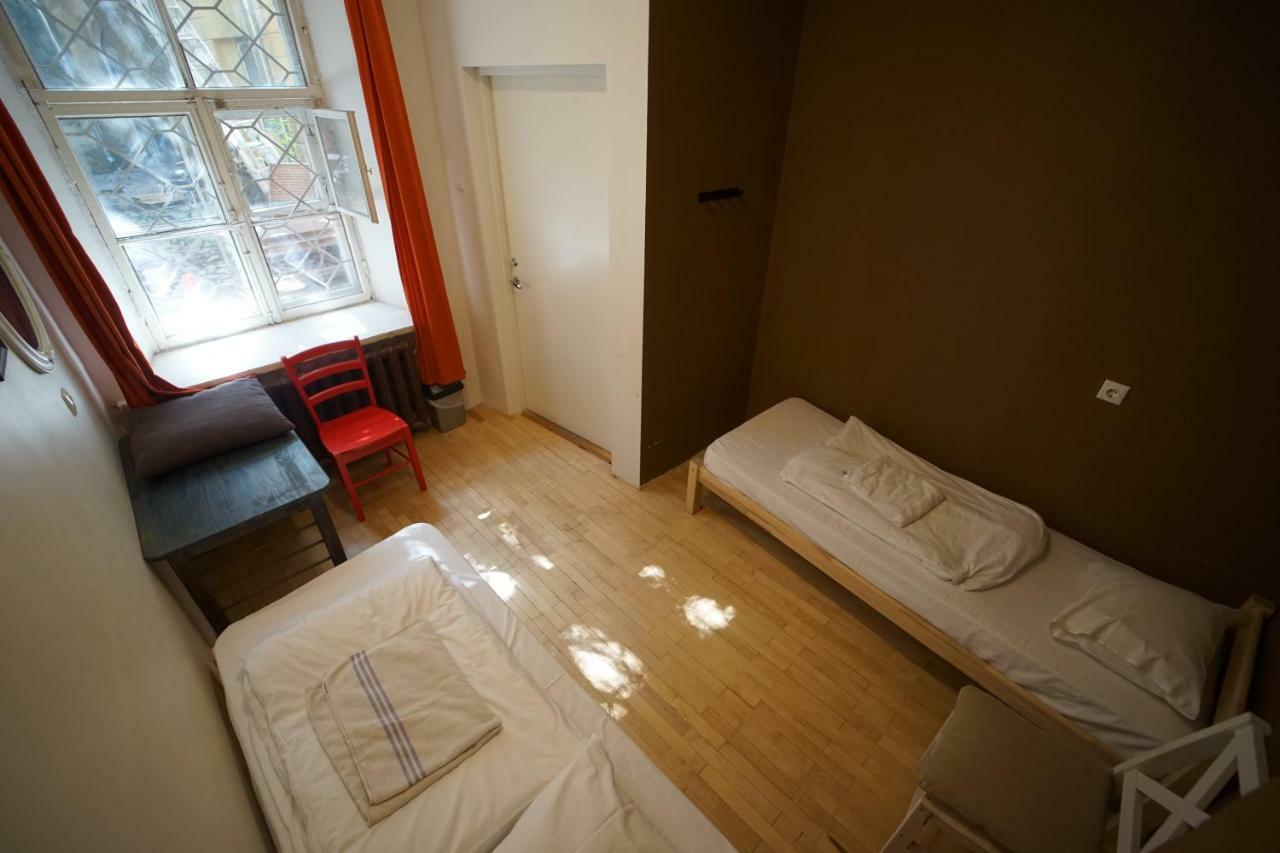 The Monks Bunk Hostel & Bar Tallinn Bagian luar foto