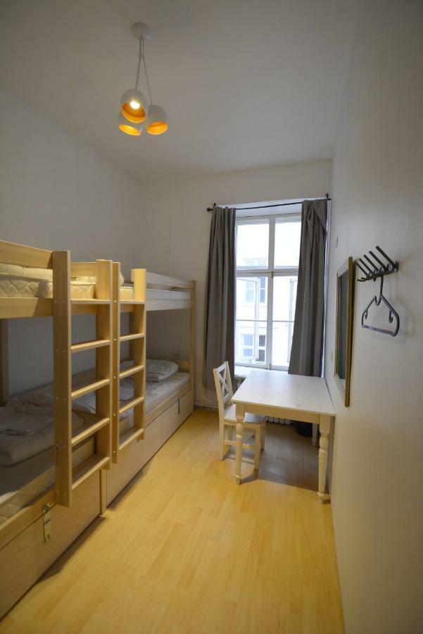 The Monks Bunk Hostel & Bar Tallinn Bagian luar foto